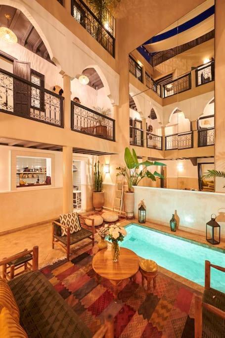 Riad Algora En Exclusivite 13 P Au Coeur De La Medina Marrakesh Buitenkant foto